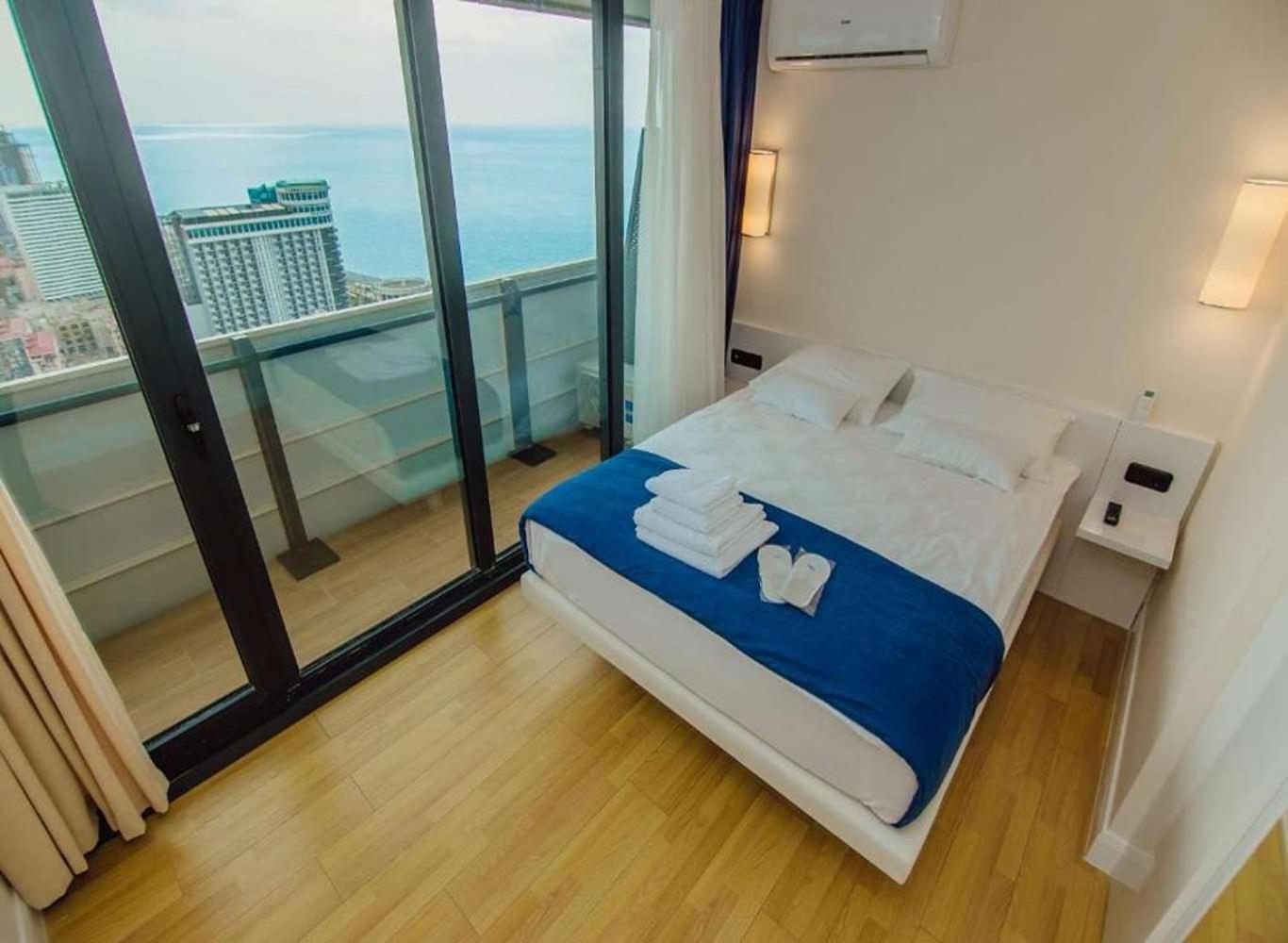 Orbi City Apartments Batoumi Extérieur photo